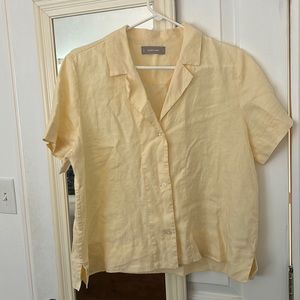 EVERLANE The Linen Short-Sleeve Notch Shirt in Pale Yellow